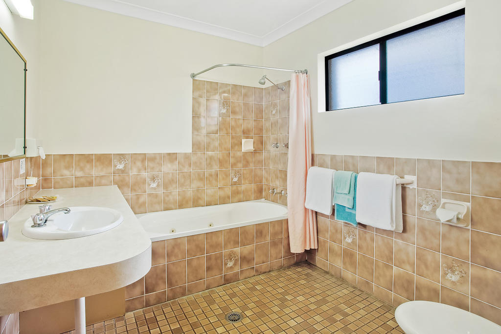 Bega Village Motor Inn Zimmer foto